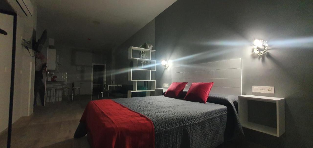 Apartamentos Las Trece Llaves Jacuzzi Bajo Reserva Merida Exterior photo