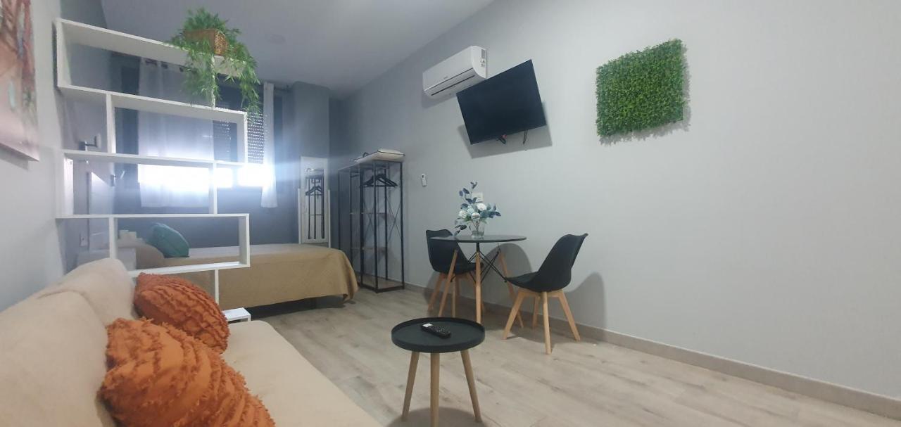 Apartamentos Las Trece Llaves Jacuzzi Bajo Reserva Merida Exterior photo