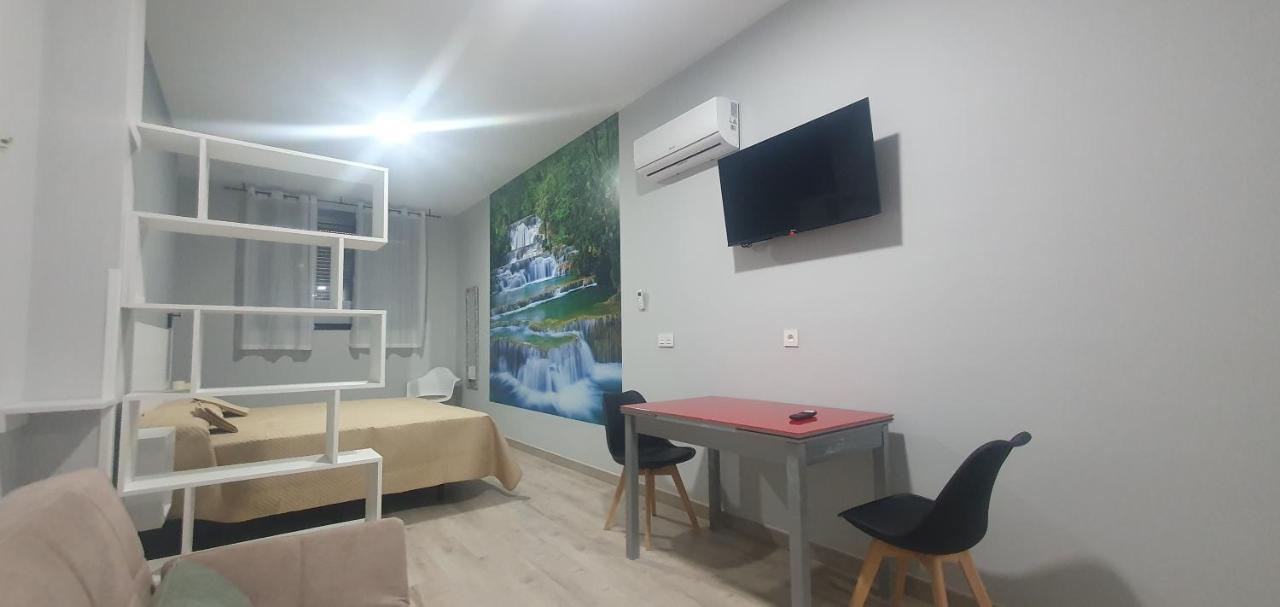 Apartamentos Las Trece Llaves Jacuzzi Bajo Reserva Merida Exterior photo