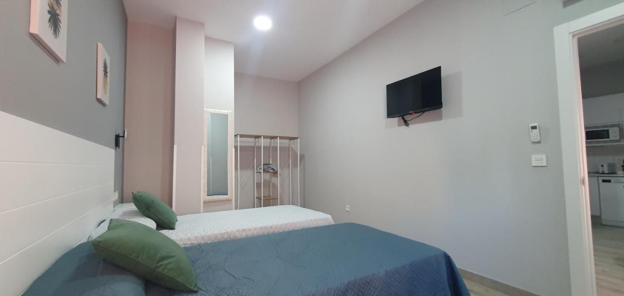 Apartamentos Las Trece Llaves Jacuzzi Bajo Reserva Merida Exterior photo